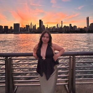 Meet your Posher, Julisa